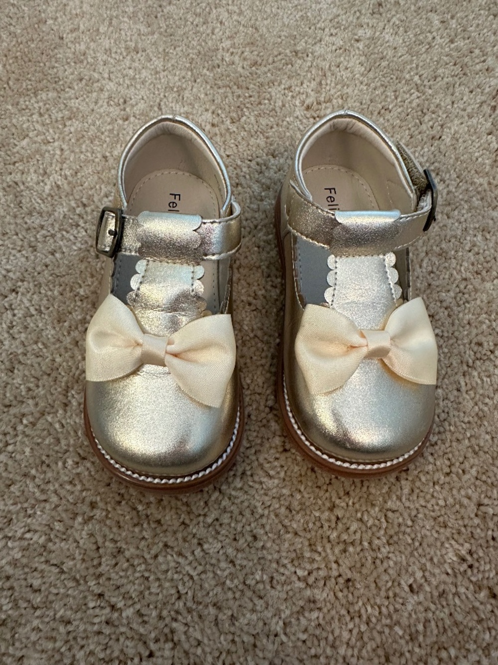 Felix & Flora Toddler Gold Bow Girls Dress Shoes